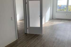 Attraktive 3 Zimmer Wohnung im 7. OG! [VAC-18671]. – Warburghof 18, 30627 Groß-Buchholz, Hannover – Vorschaubild 8