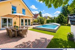 Außergewöhnliches Einfamilienhaus mit Wellnessgarten in Mahlsdorf-Nord