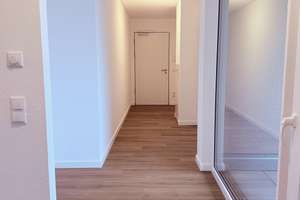Neubaugebiet Hannover Kronsrode Einbauküche, Loggia, Fußbodenhzg, Tageslichtbad, Lift, Keller, TG – Christine-Hardt-Straße 7, 30539 Bemerode, Hannover – Vorschaubild 4