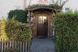 Kleine gemütliche 2-Raum-Dachgeschosswohnung in der Niedersedlitzer Blumensiedlung – frei ab sofort