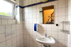 Einfamilienhaus in Feldrandlage – sanierungsbedürftig mit Entwicklungspotenzial – Die vollständige Adresse der Immobilie erhältst du vom Anbieter., 74196 Neuenstadt am Kocher – Vorschaubild 13