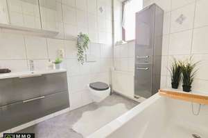 Wohnen in idyllischer Lage – gepflegtes Einfamilienhaus mit Garten und Blick ins Grüne – Die vollständige Adresse der Immobilie erhältst du vom Anbieter., 54310 Ralingen – Vorschaubild 8