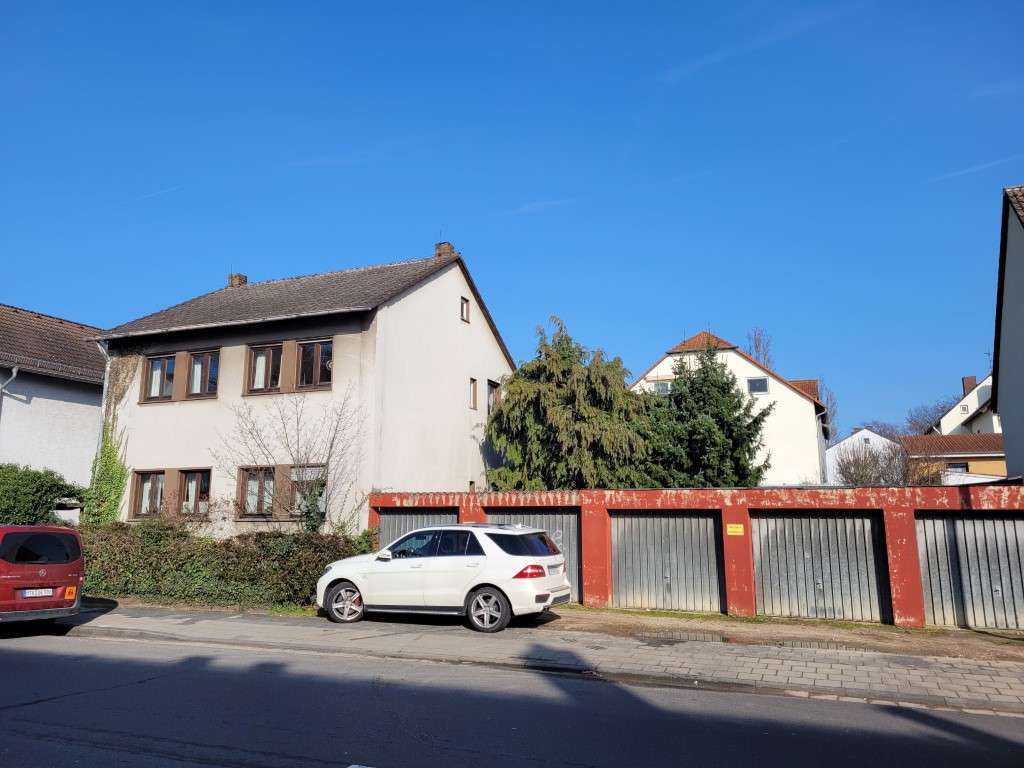 Bauträgergrundstück 2 x 2 DHH oder 10-15 ETWs