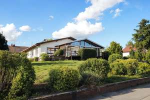 Exklusives EFH mit Einliegerwohnung, Sauna & Wintergarten – 282 m² Wohnfläche – Die vollständige Adresse der Immobilie erhältst du vom Anbieter., 64372 Ober-Ramstadt – Vorschaubild 1