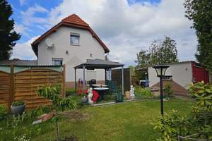 Absolut ruhig gelegenes Einfamilienhaus auf traumhaftem Grundstück mit Garage! – Die vollständige Adresse der Immobilie erhältst du vom Anbieter., 13129 Blankenburg, Berlin – Vorschaubild 9