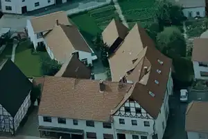 Geräumiges Wohnhaus mit großem Werkstattgebäude in Willebadessen - Vielseitige Nutzungsmöglichkeiten – Höxter (Kreis) – Vorschaubild 4