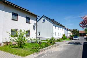 Charmante Doppelhaushälfte mit Garten und Carport in ruhiger Lage von Schnaittenbach – Amberg-Sulzbach (Kreis) – Vorschaubild 8
