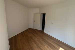 Wuppertal-Südstadt! Exklusive und barrierefreie 3 Zimmer Wohnung mit Balkon, direkt vom Eigentümer – Dürerstr. 9, 42119 Wuppertal – Vorschaubild 4