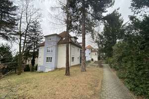 ++Hosterwitz/Pillnitz ++Für Liebhaber ruhig gelegene schmucke 2-Zimmer-WE mit Dachterrasse und TG++ – Die vollständige Adresse der Immobilie erhältst du vom Anbieter., 1326 Hosterwitz/Pillnitz, Dresden – Vorschaubild 2
