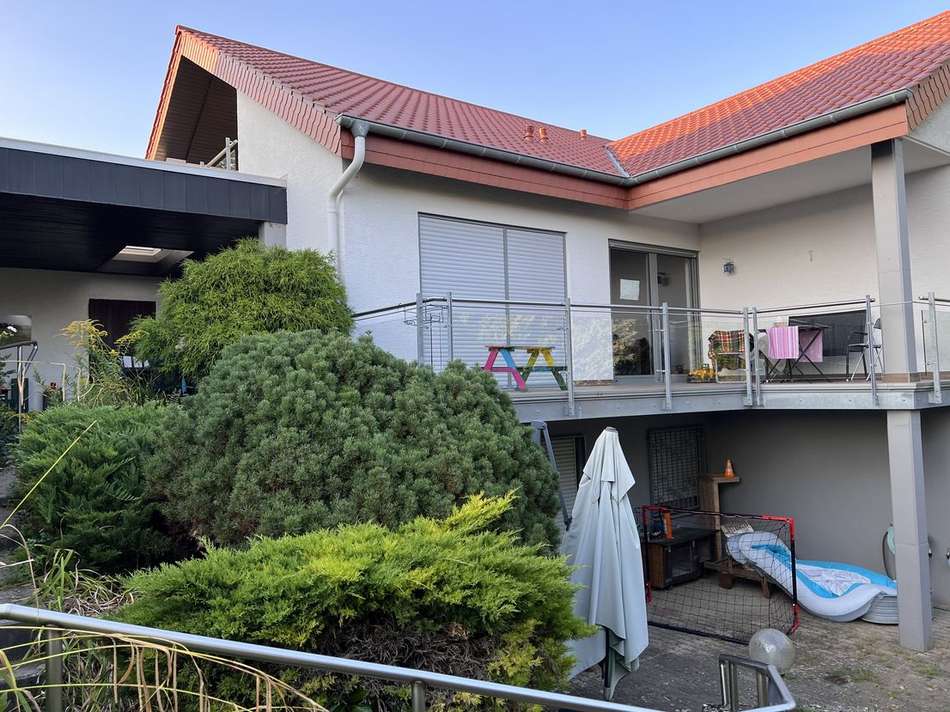 Haus Gartenansicht