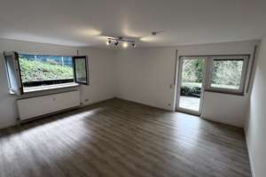 Großzügige 2-ZKB-Wohnung mit Abstellraum, Terrasse, Garten, Doppelparkerstellplatz in ruhiger Lage – Am Berg 51, 76228 Grünwettersbach, Karlsruhe – Vorschaubild 14