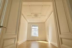 Seltene Gelegenheit * renovierte 4 Zimmer- Bél Etage Wohnung *2 Balkone*Toplage Westend – 60323 Westend-Süd, Frankfurt am Main – Vorschaubild 2
