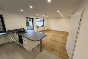 Erstbezug nach kompletter Modernisierung – Exklusive 2-Zimmer-Wohnung mit Garten, Bachlage & Garage  – Schloßanger 5, 86179 Haunstetten-Ost, Augsburg – Vorschaubild 6