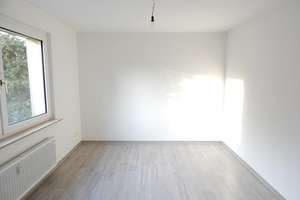 Bezugsfertig renovierte 2,5 Zi.-Wohnung mit bodentiefer Dusche – In der Senke 7, 44793 Kruppwerke, Bochum – Vorschaubild 5