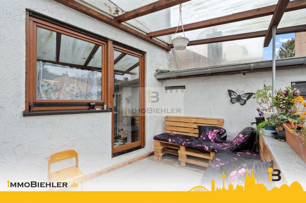Exklusives Mehrfamilienhaus in der begehrten Siegburger Innenstadt – Ihre ideale Kapitalanlage !