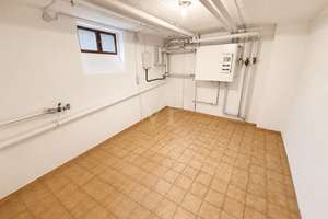 Charmantes Einfamilienhaus zum Sanieren -  DHH mit großzügigem Grundstück, sonnigem Garten und viel  – Die vollständige Adresse der Immobilie erhältst du vom Anbieter., 68219 Rheinau, Mannheim – Vorschaubild 31