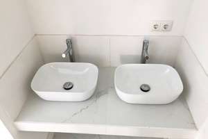 Gut geschnittene 2­ Zimmer ­ Wohnung mit Stellplatz im Hof ! – Am Schloßpark 102, 65203 Biebrich, Wiesbaden – Vorschaubild 12