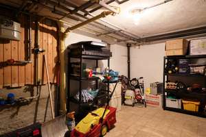 Charmantes Reihenmittelhaus mit Garten, Garage und Blick auf die Achalm – Die vollständige Adresse der Immobilie erhältst du vom Anbieter., 72760 Reutlingen-Mitte, Reutlingen – Vorschaubild 14