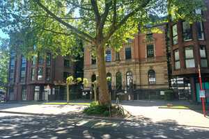 Bequem & großzügig leben auf 3,5ZI/114qm, Sonnenbalkon + TG, grün eingebettet nahe Sprödental – Uerdinger Str. XX, 47799 Krefeld – Vorschaubild 1