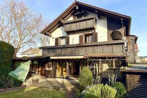 Freistehendes Einfamilienhaus mit Garage - Gesuchte Wohnlage - OF-Bürgel  – Die vollständige Adresse der Immobilie erhältst du vom Anbieter., 63075 Bürgel, Offenbach am Main – Vorschaubild 2