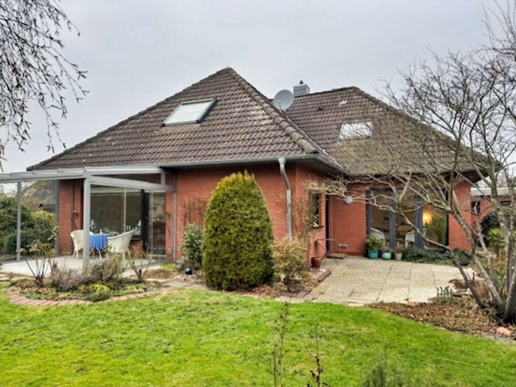 Immobilie in Wardenburg - Sehr geflegtes Einfamilienhaus mit schönem Garten in Hundsmühlen! - Bild 0