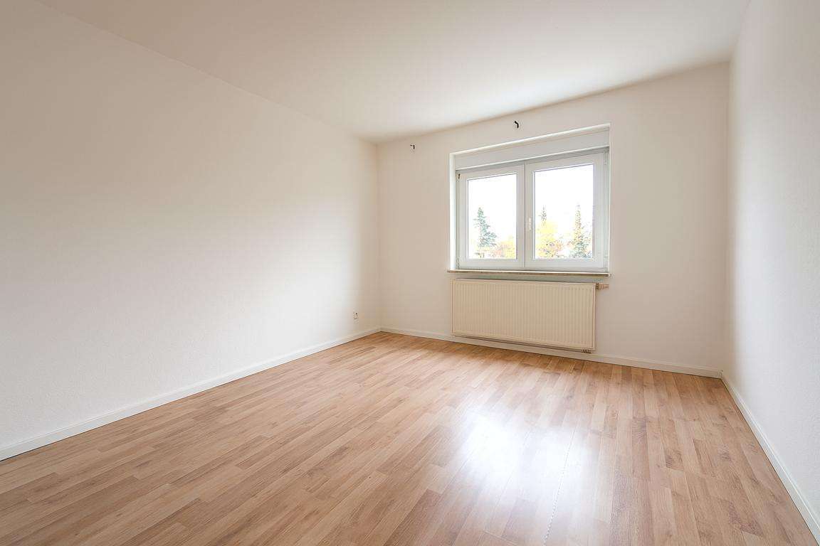 Immobilie in Belgershain - Wohnen & Arbeiten unter einem Dach! großzügiges Haus mit Nebengebäuden nahe Leipzig - Bild 2