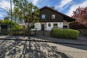 Wohnen am Hofberg – Familienhaus mit viel Platz, sonniger Terrasse und Blick Richtung Achdorf – Die vollständige Adresse der Immobilie erhältst du vom Anbieter., 84036 Berg, Landshut – Vorschaubild 2