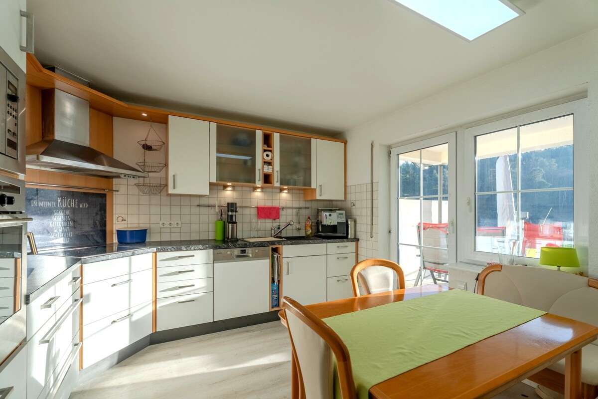 Immobilie in Eigeltingen - Zwei Generationen unter einem Dach – ein Zuhause mit Geschichte und Zukunft - Bild 3