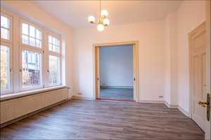 Zeitlose Eleganz:
Jugendstil Wohn-und Geschäftshaus in Leer – Leer (Kreis) – Vorschaubild 15