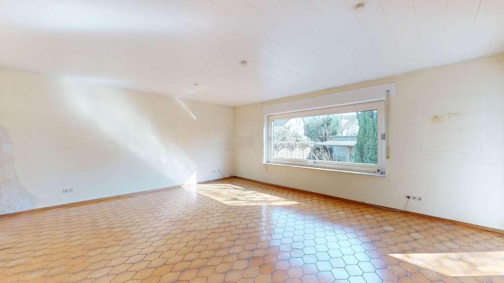 Immobilie in Kelsterbach - Wohnen oder Vermieten: Energieeffizientes 3-Parteien-Haus - Bild 3