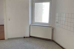 GEMÜTLICHE 3 RAUM WOHNUNG MIT EINBAUKÜCHE – Halberstädter Straße 154, 39112 Sudenburg, Magdeburg – Vorschaubild 9