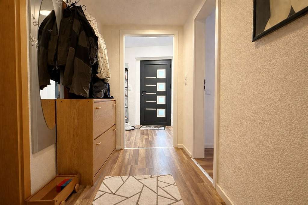 Immobilie in Offstein - Saniertes Wohnhaus mit Zimmervermietung und ELW in Offstein – Flexibles Nutzungspotenzial - Bild 1