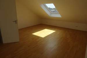 Wunderschöne 4 Zimmer Maisonette Wohnung in Heiligenhaus-Isenbügel – Die vollständige Adresse der Immobilie erhältst du vom Anbieter., 42579 Heiligenhaus – Vorschaubild 9