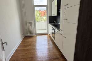 Lebendig wohnen in Kiel: Renovierte 3-Zimmer-Wohnung mit Balkon – Düppelstraße 82, 24105 Blücherplatz, Kiel – Vorschaubild 11