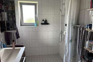 Einfamilienhaus mit Ausbaupotenzial in ruhiger Wohnlage! – Die vollständige Adresse der Immobilie erhältst du vom Anbieter., 86706 Weichering – Vorschaubild 4