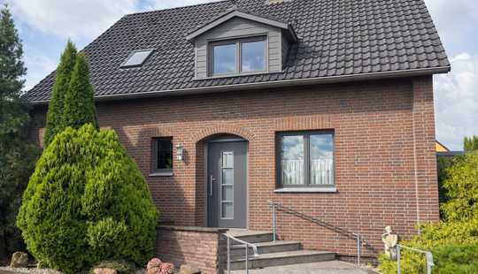 Bild von Freistehendes Einfamilienhaus mit großem Grundstück in ruhiger Lage von Ilsede