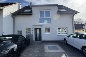 DHH Weissach im Tal mit Einliegerwohnung mit 220qm Wohnfl. Bauj 2016 Pfeil Haus – Viehaus 20, 71554 Weissach im Tal – Vorschaubild 1