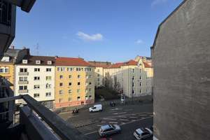 Erstbezug nach Sanierung 1-Zimmerwohnung mit Balkon und EBK – Rohrbachstraße 37, 60389 Nordend-Ost, Frankfurt am Main – Vorschaubild 2