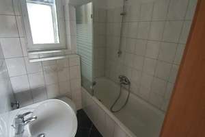 Attraktive, frisch renovierte 2,5 Zi-Wohnung mit Loggia in BHV-Mitte – Rutenbergstraße 16, 27568 Mitte, Bremerhaven – Vorschaubild 3