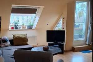 2-Zimmer-DG-Wohnung voll-möbliert und mit Einbauküche in Wolfsburg Fallersleben