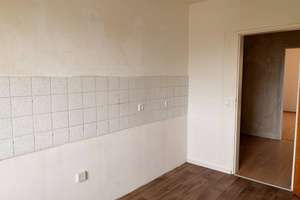 Helle 4-Zimmer-Wohnung mit BALKON und Wannenbad – Jaspersstraße 9, 42719 Wald, Solingen – Vorschaubild 11