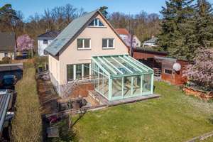 KENSINGTON - Exklusiv -(T)Raum für Familien - Teich, Sauna, Wintergarten, Kamin, Terrasse – Die vollständige Adresse der Immobilie erhältst du vom Anbieter., 14612 Falkensee – Vorschaubild 1