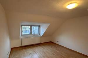 *Nordend* 3-Zimmer DG - Wohnung – 60318 Nordend-West, Frankfurt am Main – Vorschaubild 3