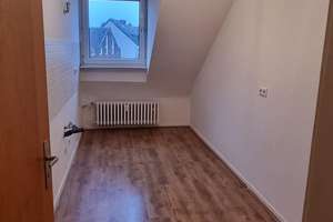 Helle 3-Zimmer-Dachgeschosswohnung (66 m²) in ruhiger Lage – Mönchengladbach – Reyerhütter Straße 98, 41065 Hardterbroich-Pesch, Mönchengladbach – Vorschaubild 10