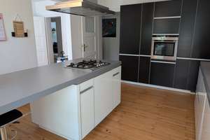 Helle, großzügige 4-Zimmer-Altbauwohnung in Innenstadt, EBK, hochwertige Ausstattung +Pkw-Stellplatz – Jakoberwallstrasse 37, 86153 Am Schäfflerbach, Augsburg – Vorschaubild 6