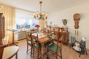 Zweifamilienhaus mit wunderschönem Grundstück in beliebter Lage Gevelsbergs zu verkaufen – Ennepe-Ruhr-Kreis – Vorschaubild 6