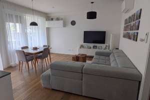Moderne Wohnung mit Privatgarten & Klimaanlage in Frankfurt-Heddernheim – 60439 Heddernheim, Frankfurt am Main – Vorschaubild 3