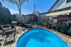 Charmante Doppelhaushälfte mit überdachter Terrasse und Pool  – Die vollständige Adresse der Immobilie erhältst du vom Anbieter., 4651 Bad Lausick – Vorschaubild 4