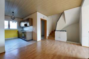 Familienfreundliches Reihenmittelhaus: Attraktiver Kaufpreis durch Erbbaurecht – Die vollständige Adresse der Immobilie erhältst du vom Anbieter., 65479 Raunheim – Vorschaubild 2