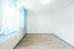 Sanierte Kapitalanlage mit vier Wohneinheiten und drei Garagen! – Die vollständige Adresse der Immobilie erhältst du vom Anbieter., 75175 Oststadt, Pforzheim – Vorschaubild 16